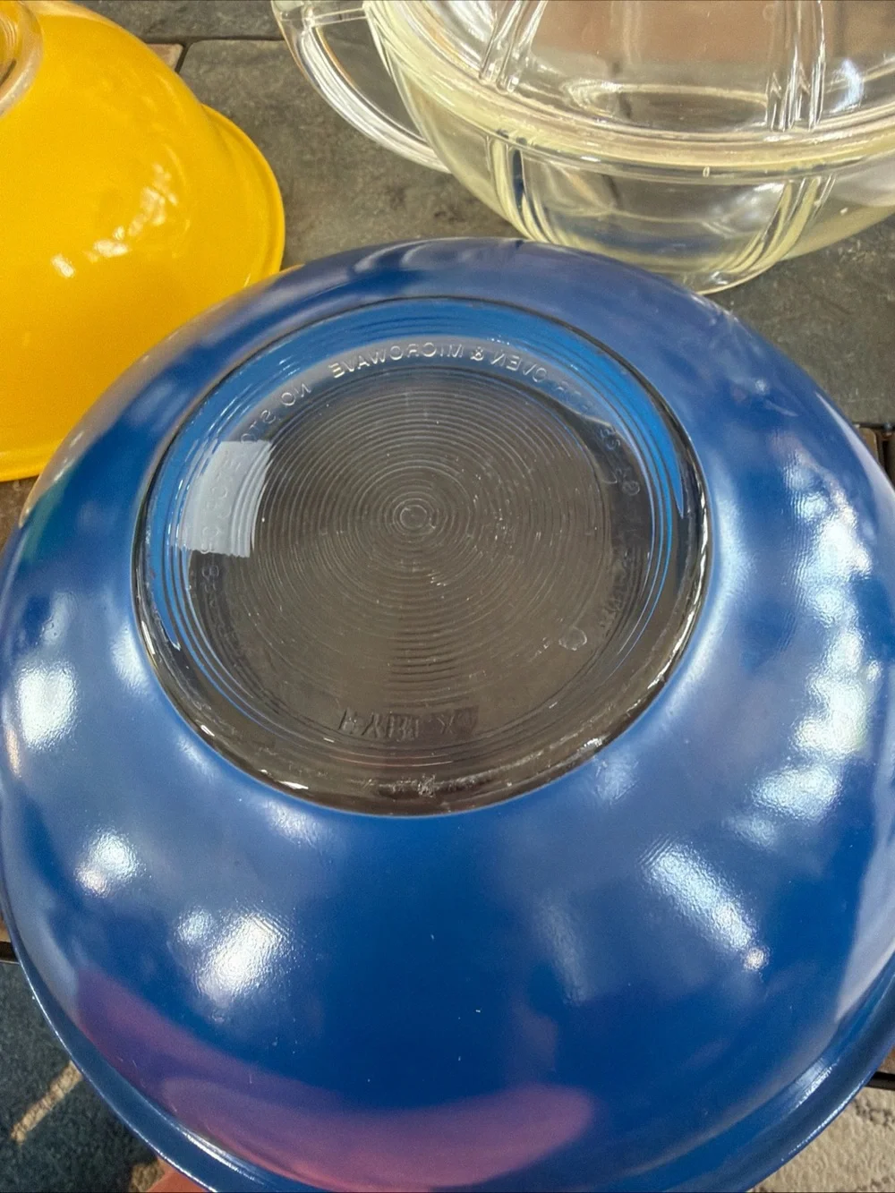 Vintage Blue and Yellow Pyrex Glass Mixing Bowls with Glasbake Queen Anne Casse